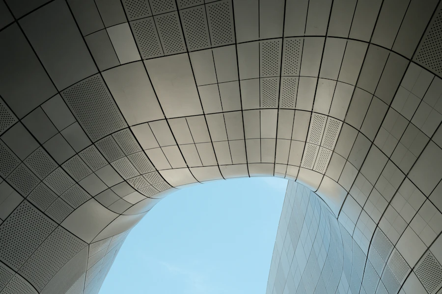 Using LLMs to Assist Code Migration Between Stacks