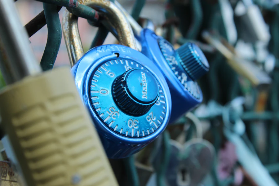 HashiCorp Vault: Stop Putting Secrets Everywhere