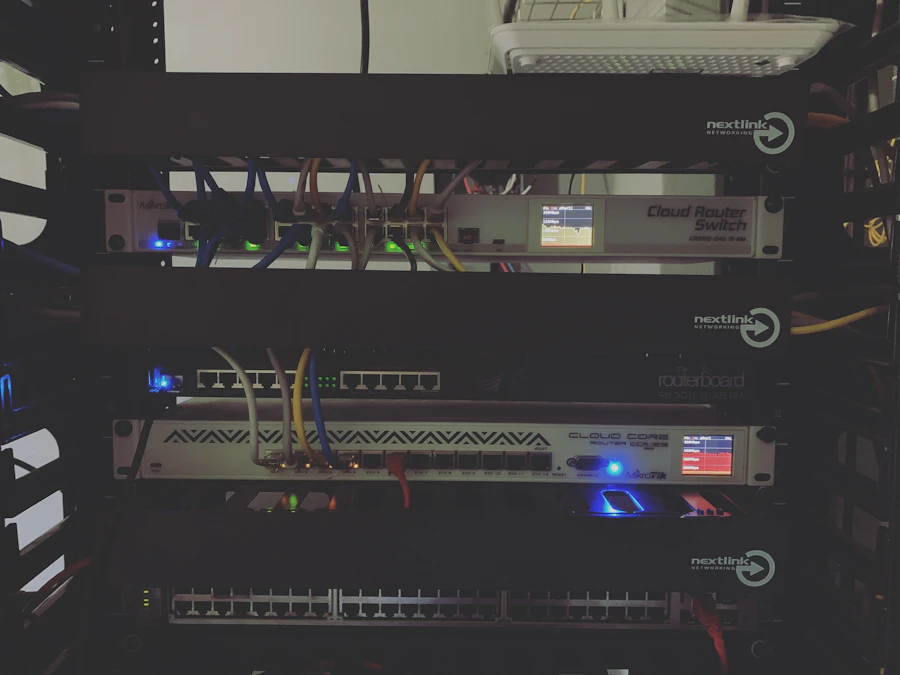 Writing Kubernetes Controllers in Go with controller-runtime